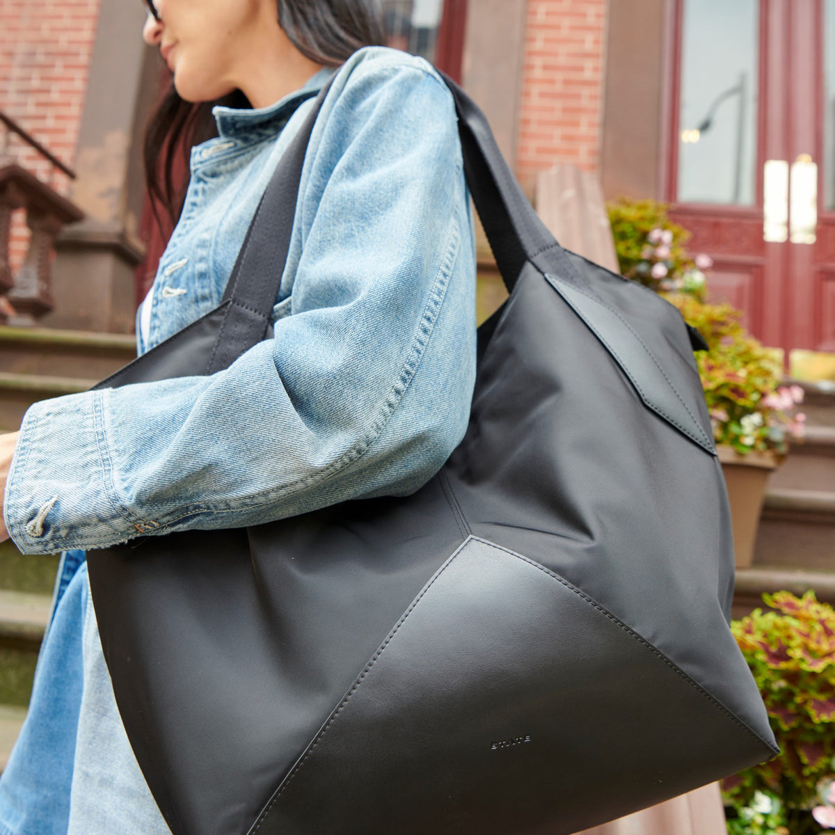 Beverly Tote Recycled Nylon Black / State Bags Trusted