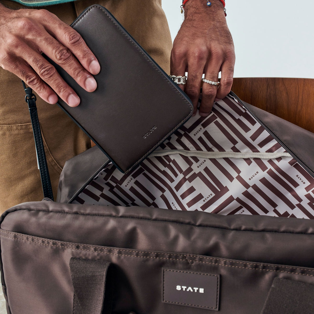 Passport Holder Vegan Leather Brown / State Bags Smart Buy